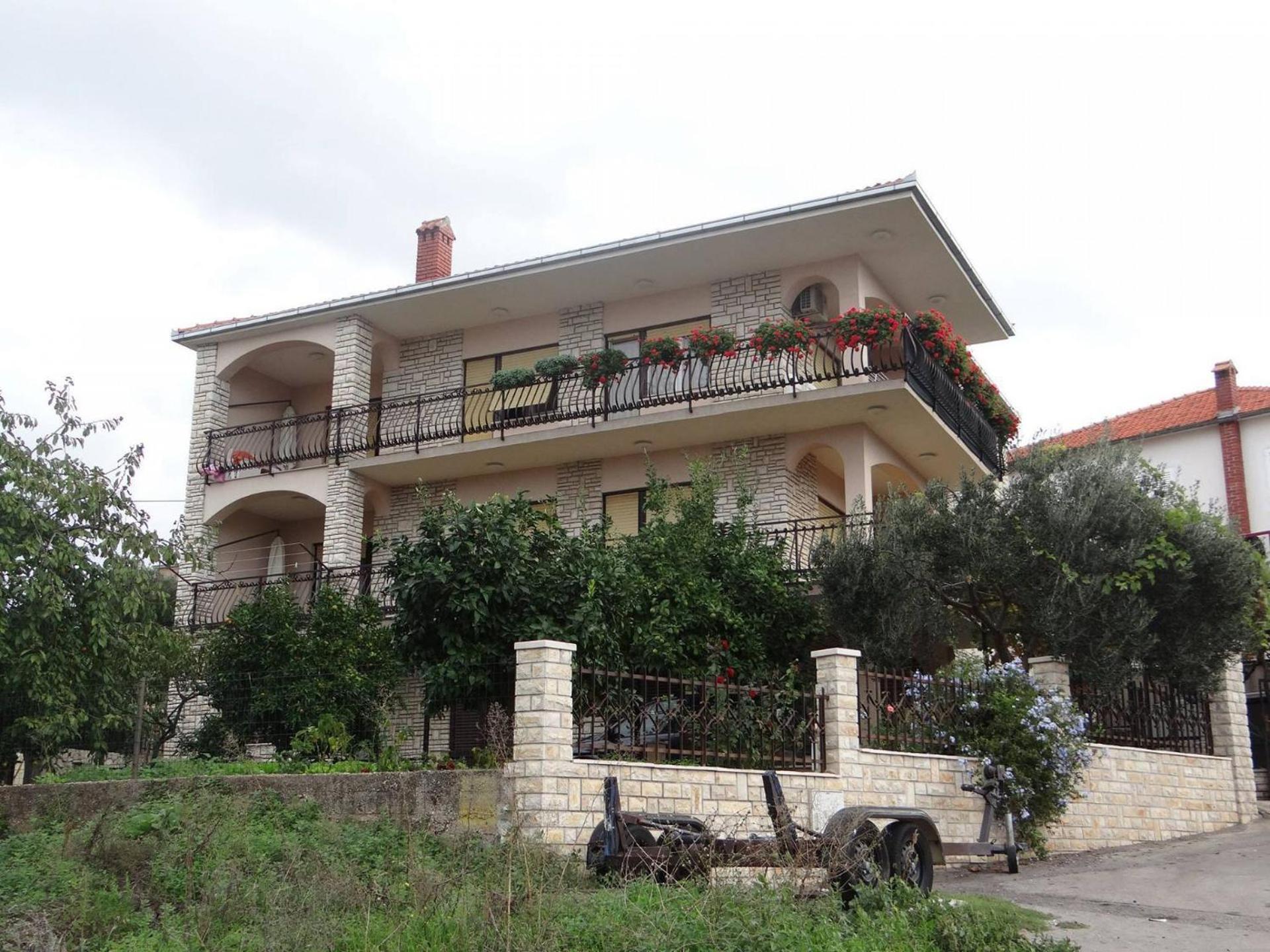 Apartment Bareta Trogir Ngoại thất bức ảnh