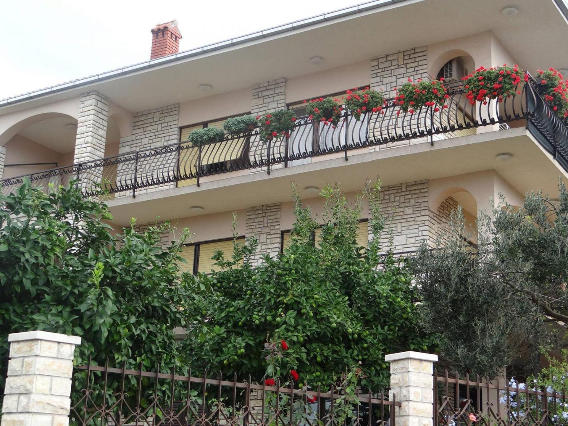 Apartment Bareta Trogir Ngoại thất bức ảnh